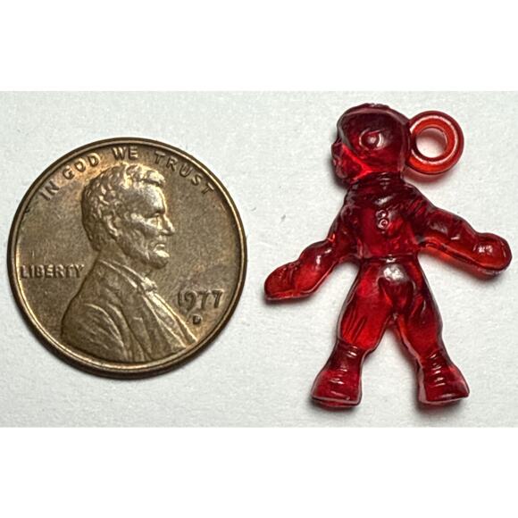 Vintage Cracker Jack Translucent Red Astronaut Space Character Charm 1G - Picture 1 of 2